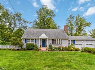 6 Sand Spring Rd, Morristown, NJ 07960