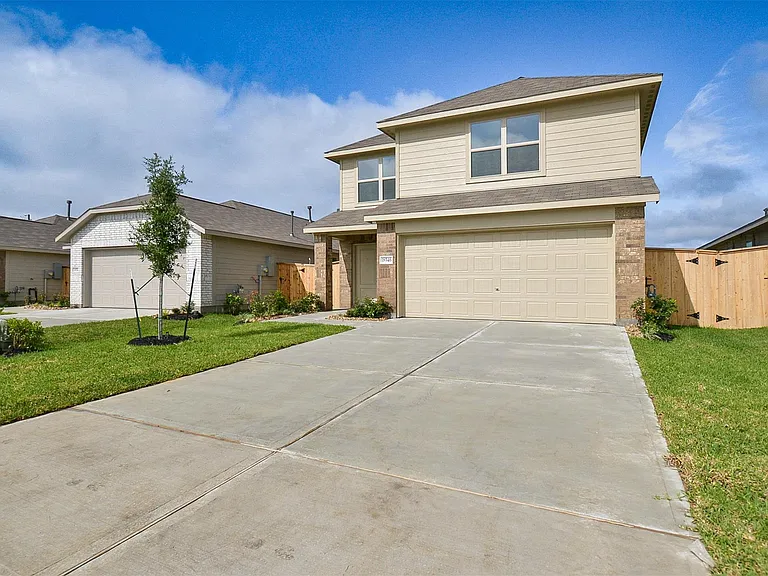 18546 Cepagatti Dr — Photo 2