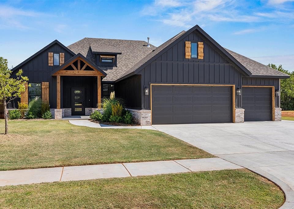 1st image of 3308 Sagebrush Pl