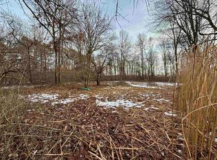 2720 Parsons Ct, Midland, MI 48642