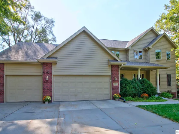 1107 Culpepper Ave, Bellevue, NE 68005