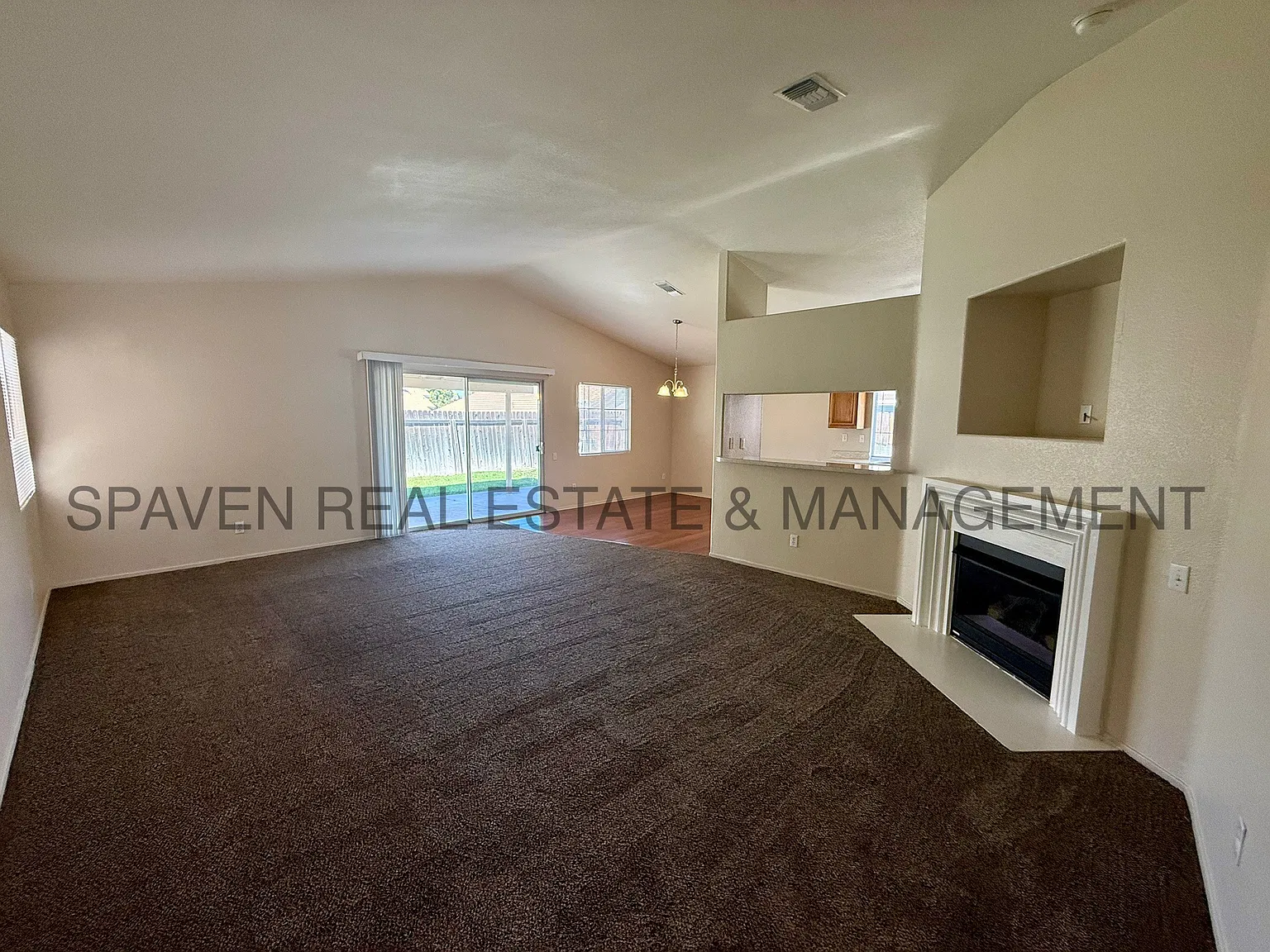 1368 Cherie Ct — Photo 3