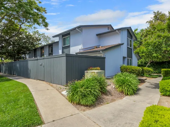 5216 Greenberry Dr, Sacramento, CA 95841