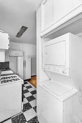 Rented by D'Andrea Craig Realty | media 8