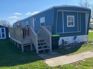 52 Piatt St, Mahomet, IL 61853