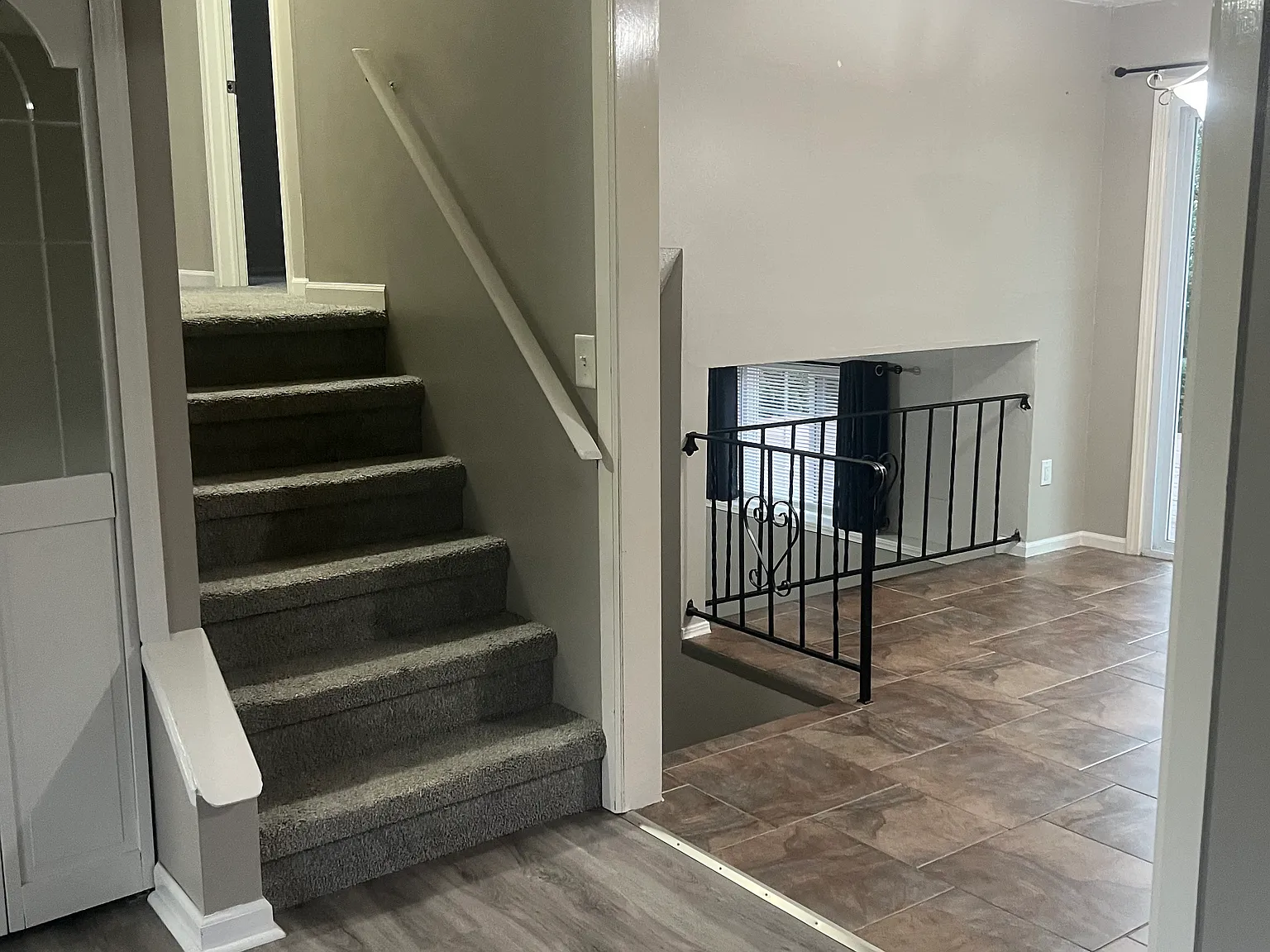 3 bed, 1200 sqft, $2,200 — Photo 4