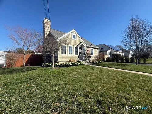 40 Austin Rd Photo 1