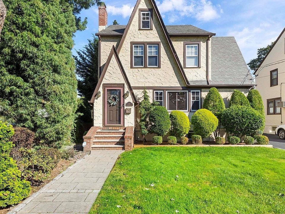 1st image of 160 Andover Place