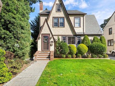 160 Andover Place, West Hempstead, NY, 11552