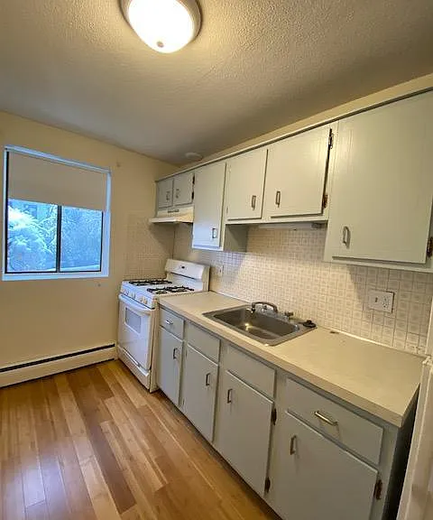 12 Cameron Ave #2 — Photo 3