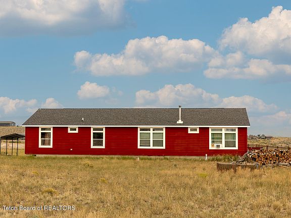 2nd image of 12 Cheyenne Trl