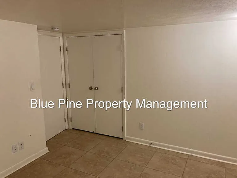 1344 N Main St #B — Photo 5