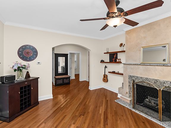 3rd image of 5321 S Harper Ave #3