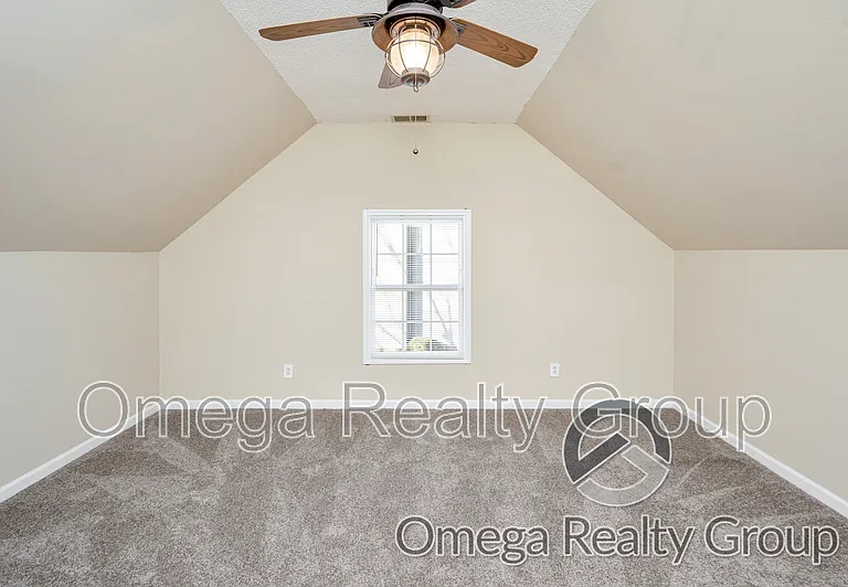 7504 Carrolwood Way — Photo 40