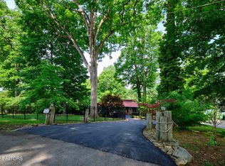 817 Lakewood Dr, Jefferson City, TN 37760