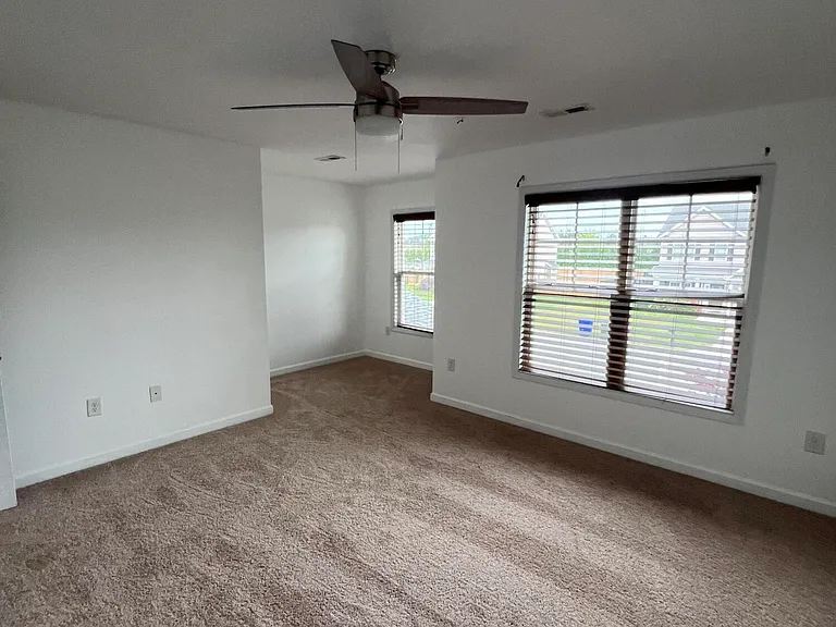 608 Cheltenham Dr — Photo 28