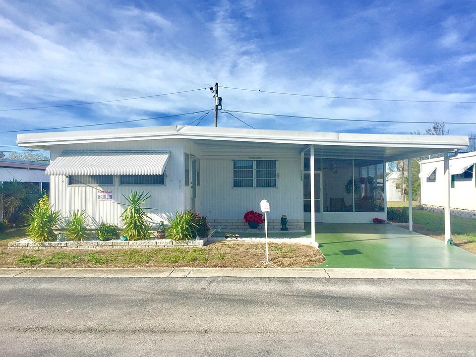 Furnished 2/2 in Embassy Park!