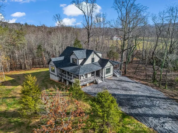 228 Bent Creek Dr #13, Nebo, NC 28761