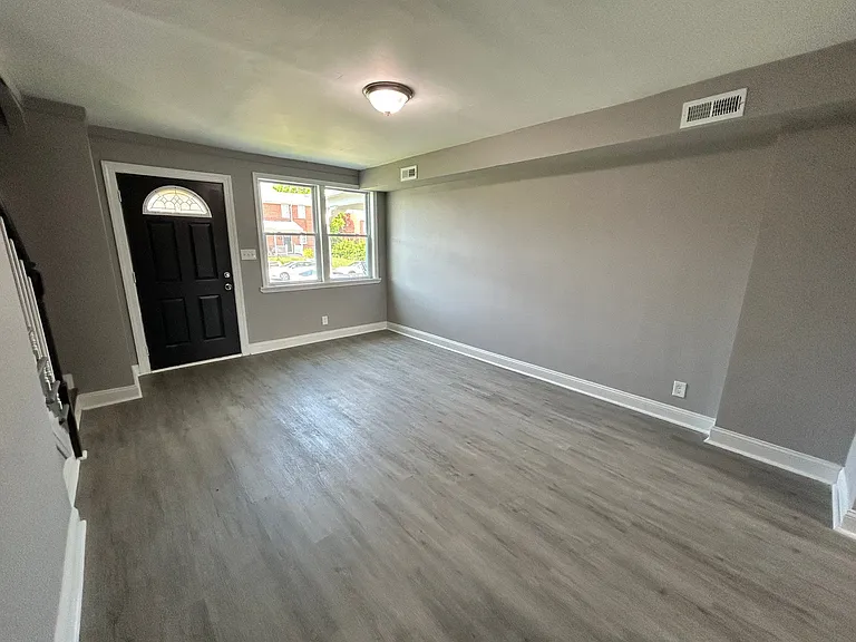 1503 Aldeney Ave — Photo 48