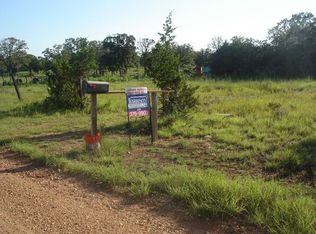 300 Primrose Ln, Harwood, TX 78632