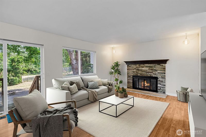2nd image of 13316 SE 168TH Street