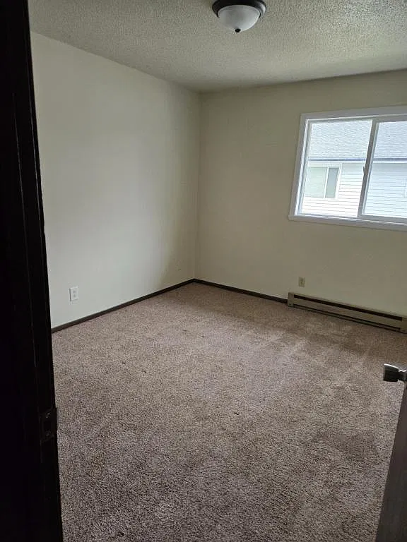 309 W 9th St, apt 14 — Photo 3