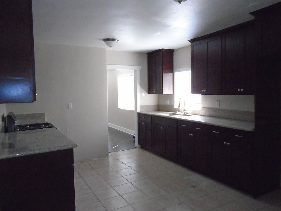 2nd image of 1707 W 81st St #1