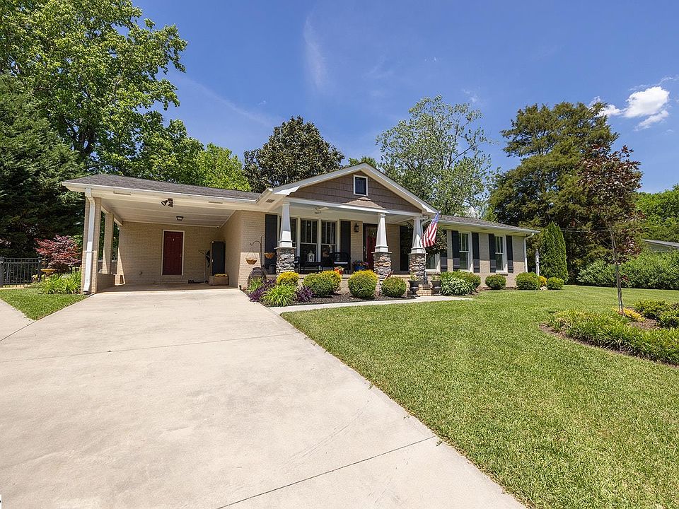 1st image of 7 Plano Dr