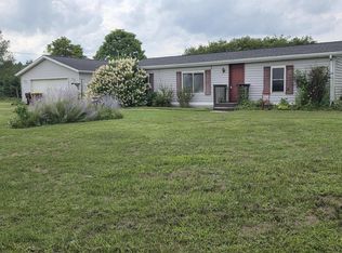 8669 Meadow Vista Dr, Saranac, MI 48881