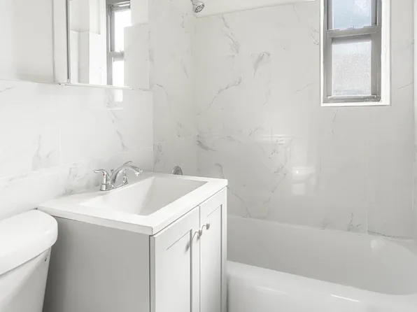 88-10 34th Avenue image 8 of 17