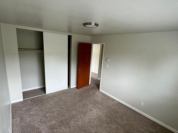 5th image of 915 SW Adams Ave #314-01-08