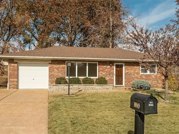 10949 Oasis Dr, Saint Louis, MO 63123
