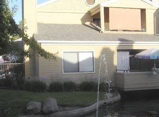 7675 N 1st St APT 216, Fresno, CA 93720
