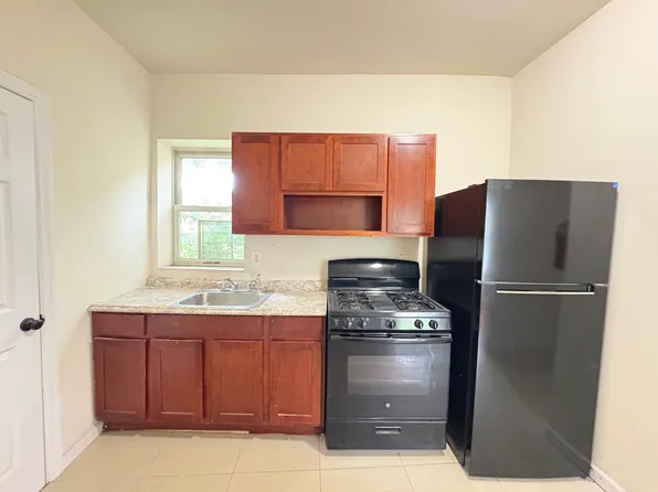 45 Jones St #1, Newark, NJ 07103