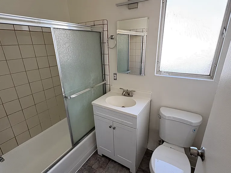 Oxnard apartments — Photo 15