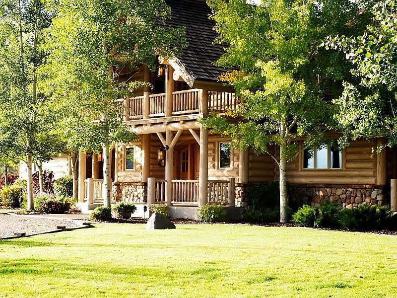 1st image of 206 S Trout Springs Dr