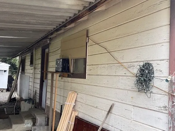 1207 5th Ave, Corning, CA 96021