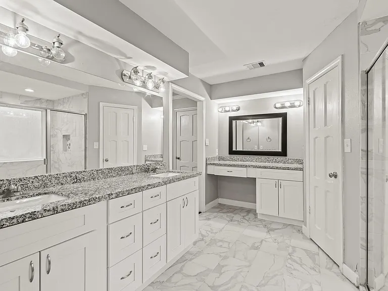 410 Bauxhall Ct — Photo 8