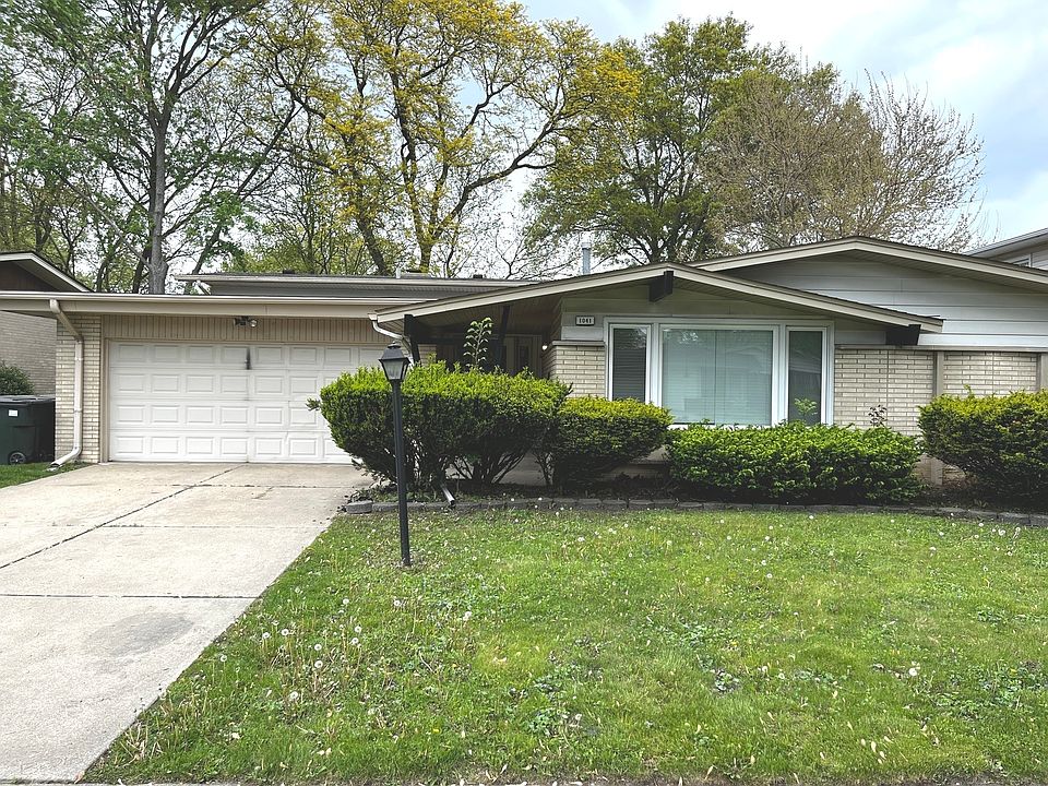 1st image of 1041 W Iowa St