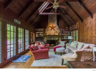 25 Ferris Estates Rd, New Milford, CT 06776