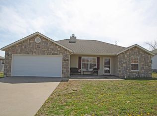 1006 Cottonwood, Webb City, MO 64870