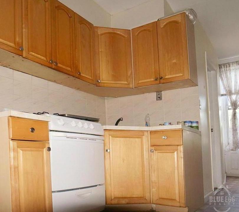 2nd image of 1878 Bleecker St APT 3R