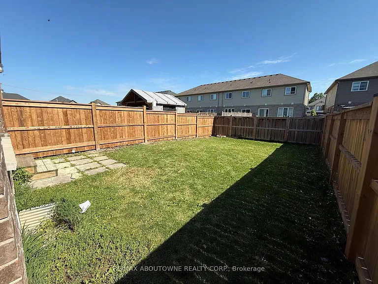 93 Heron St — Photo 22