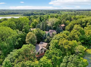 16089 Elgin Ct, Faribault, MN 55021