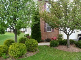 6847 Lincoln Dr, Macungie, PA 18062