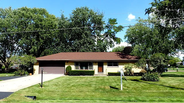 400 E Monterey Ave photo 1