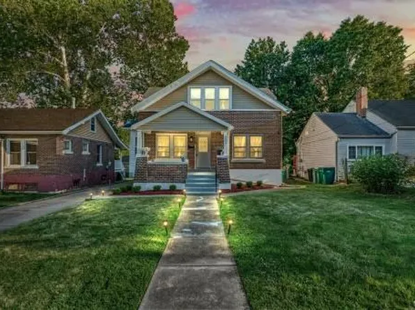8608 Forest Ave, Saint Louis, MO 63114