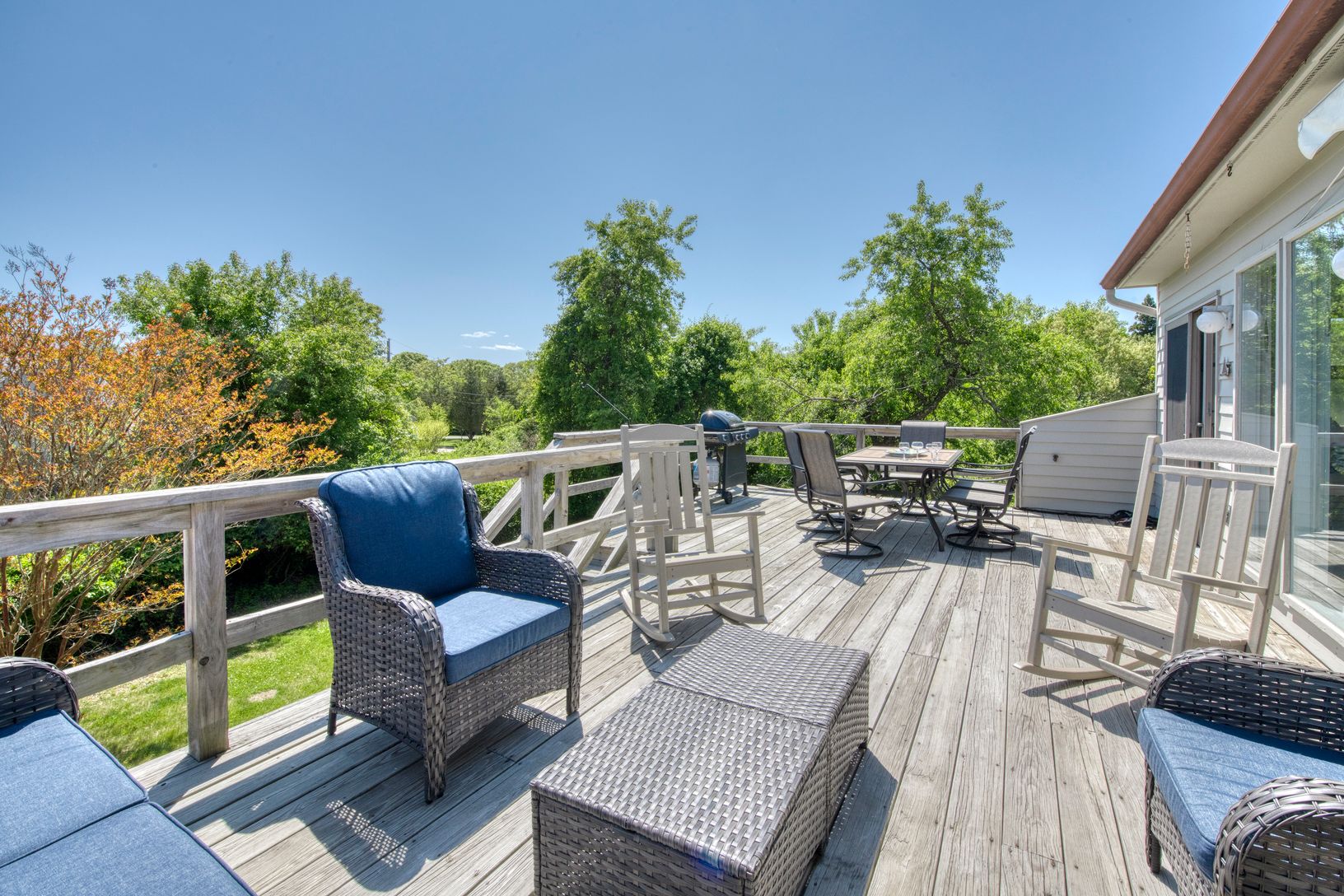  Deck