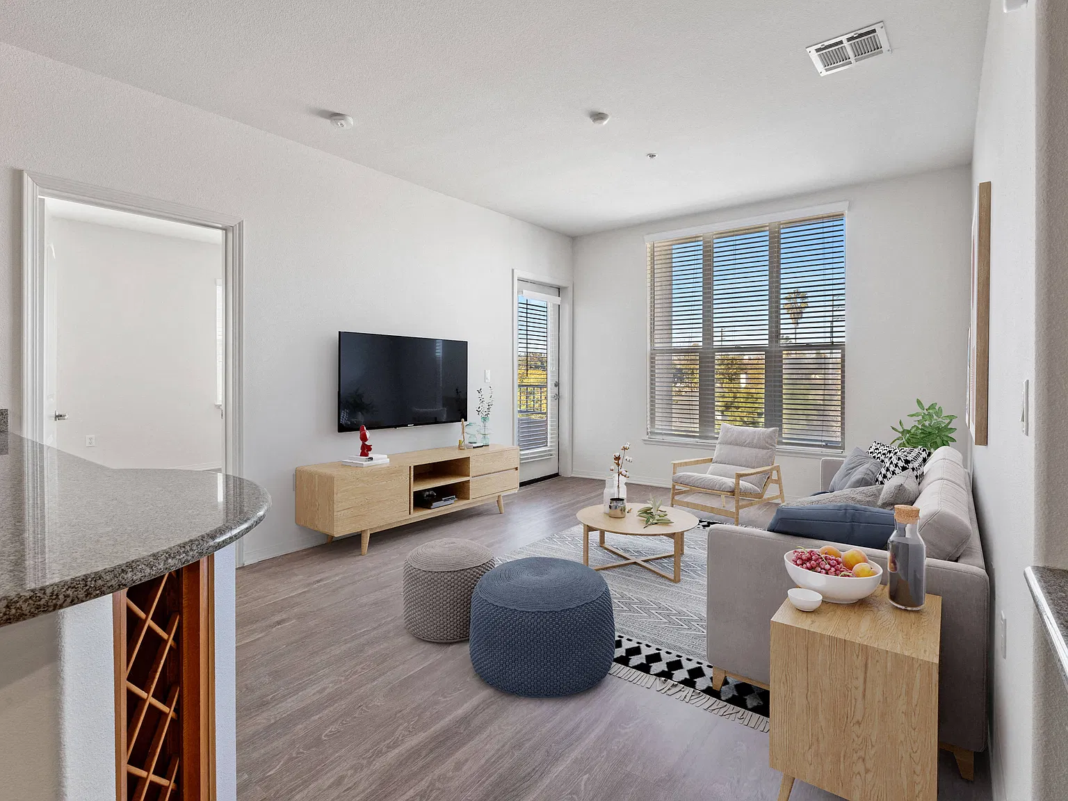 Windsor Lofts at Universal City — Photo 4