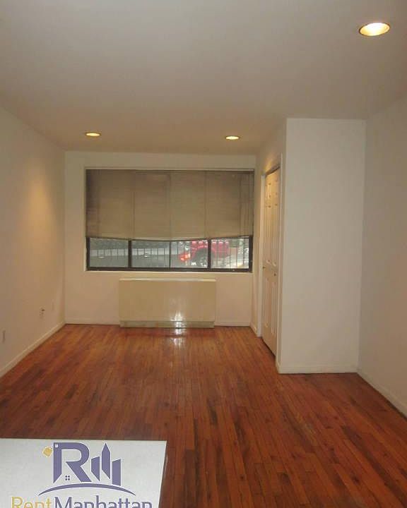 1st image of 238 E 77th St #1FRNT